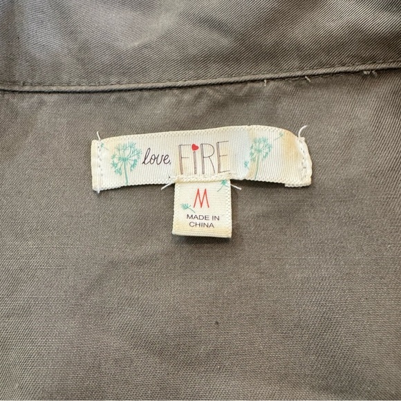 Love Fire Women’s Shirt Dress Size M Olive Green - Picture 3 of 7